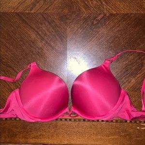 Victoria’s secret BOMBSHELL